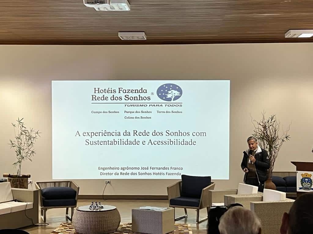 Diretor da Rede dos Sonhos, José Fernandes, participa do 1º Fórum de Turismo de Águas da Prata