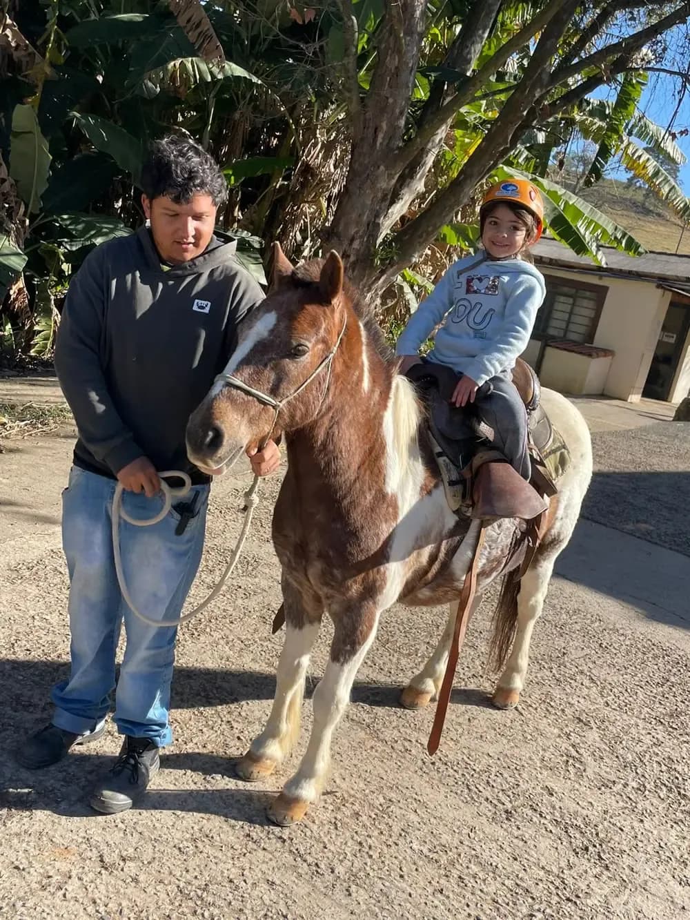 Passeio a Cavalo Infantil (Puxadinha) na Rede dos Sonhos