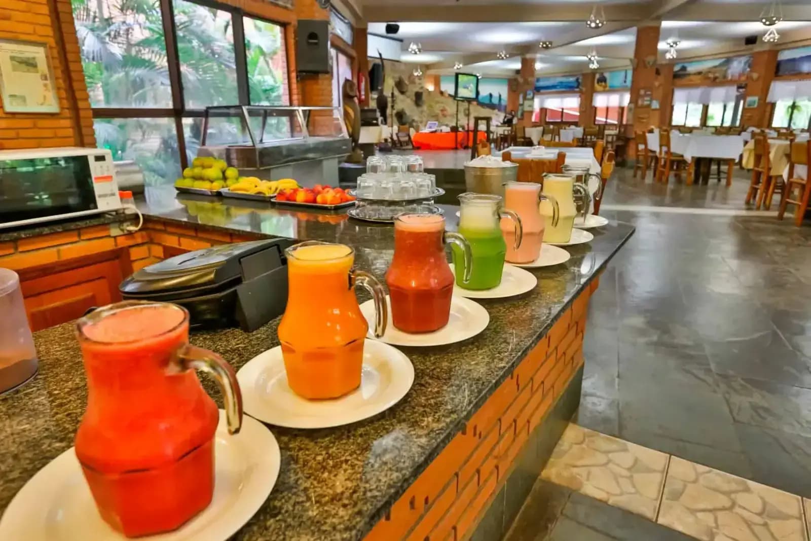 Café da tarde servido no restaurante